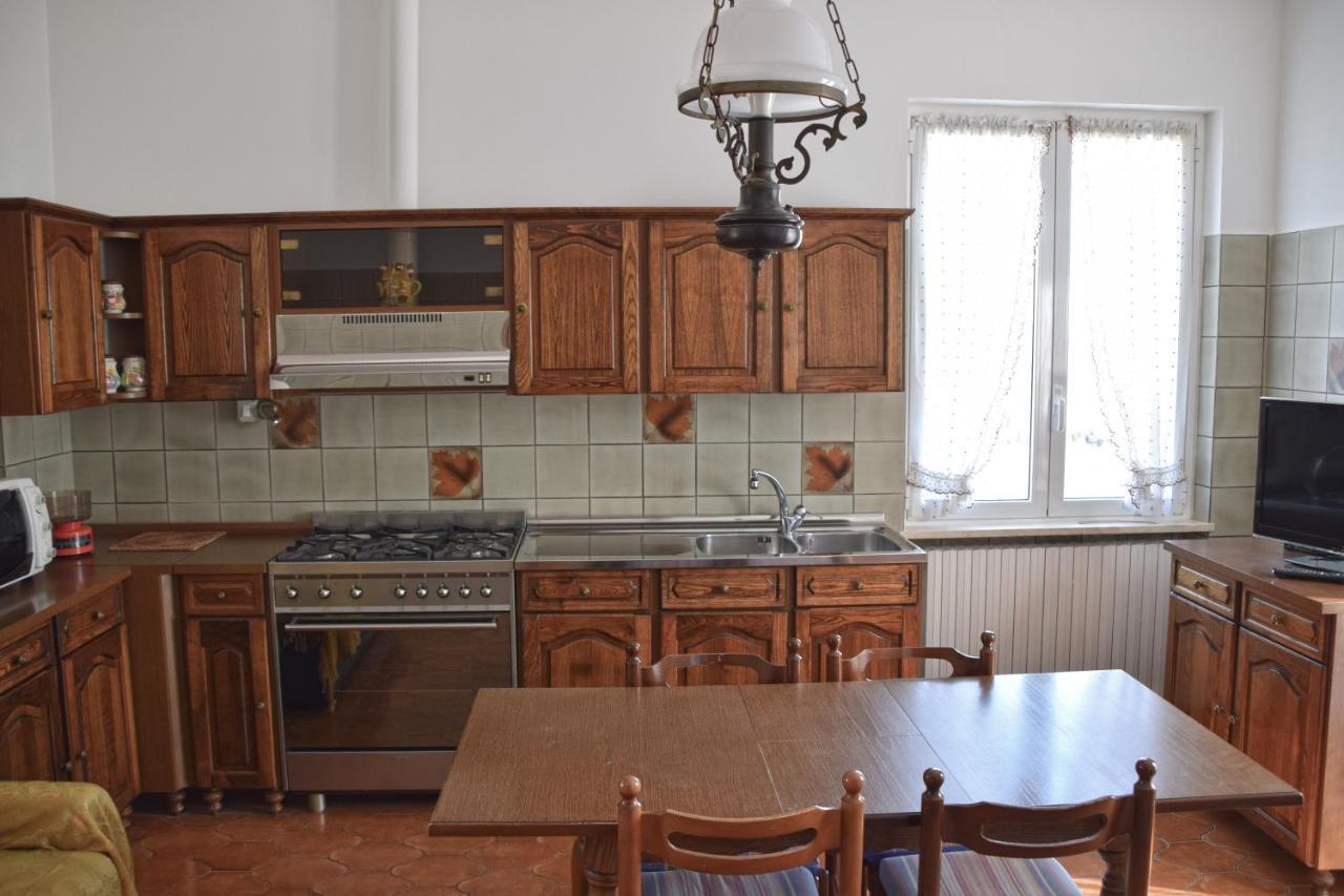 Villa Teresina Ноли Екстериор снимка