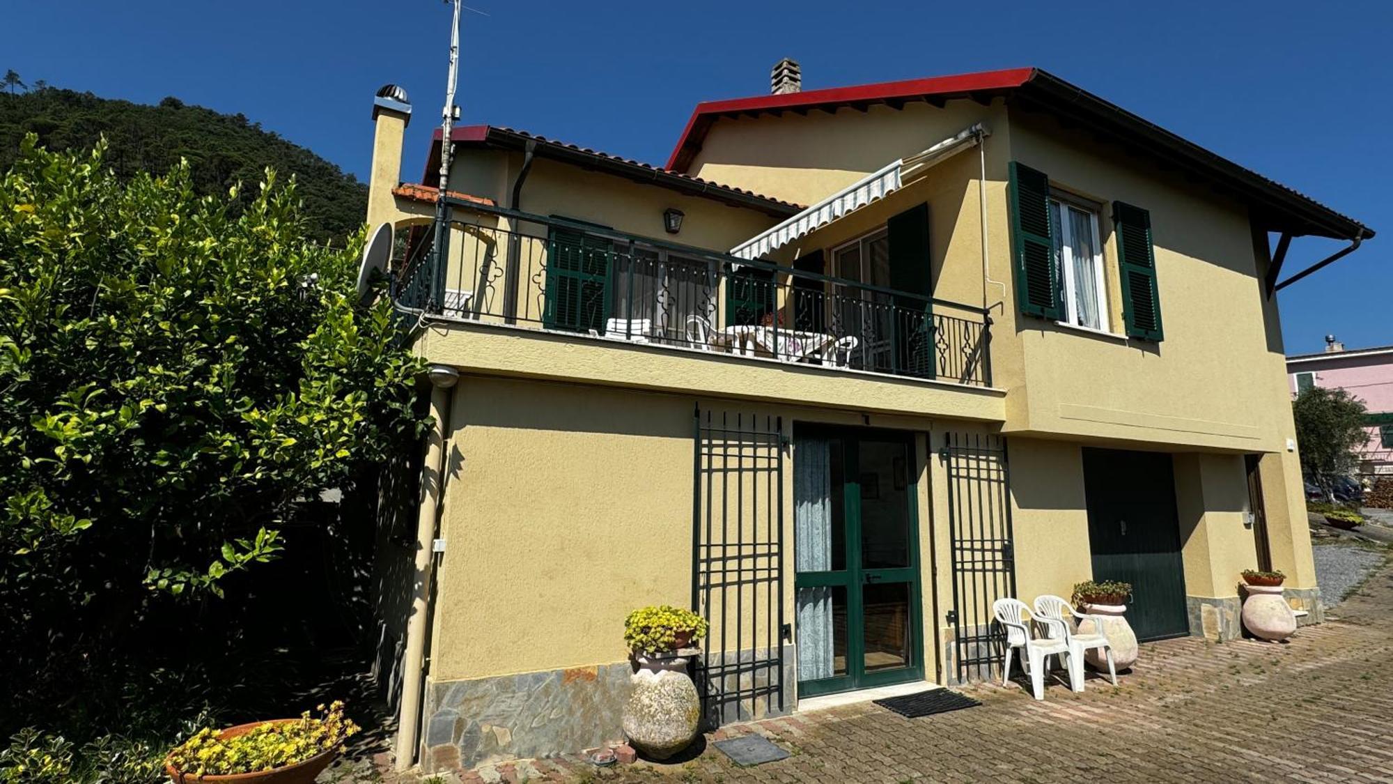 Villa Teresina Ноли Екстериор снимка